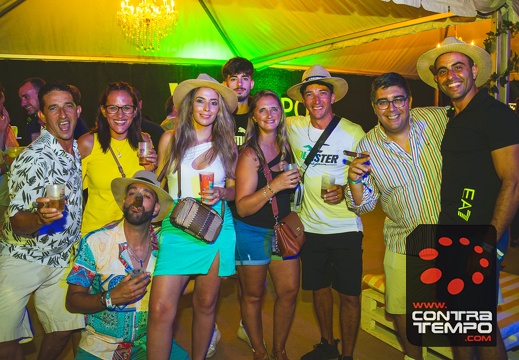 244-2396-RFM-Beach-Power Veronica Lalanda