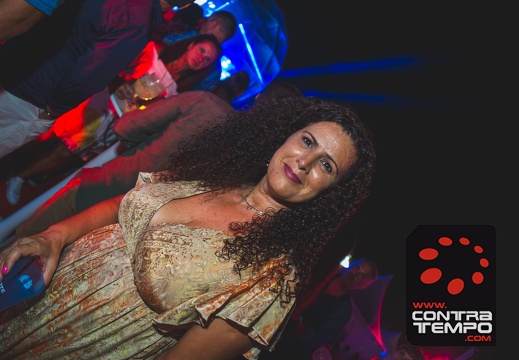 253-2376-RFM-Beach-Power Veronica Lalanda