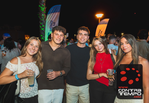 041  ACF1932 ANDRE FRIAS(c)CONTRATEMPO.COM